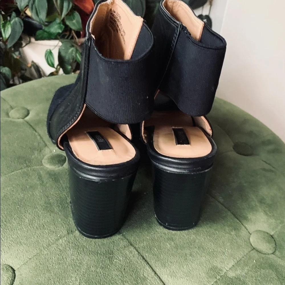 Kensie Esther Open Toe Ankle Booties Black